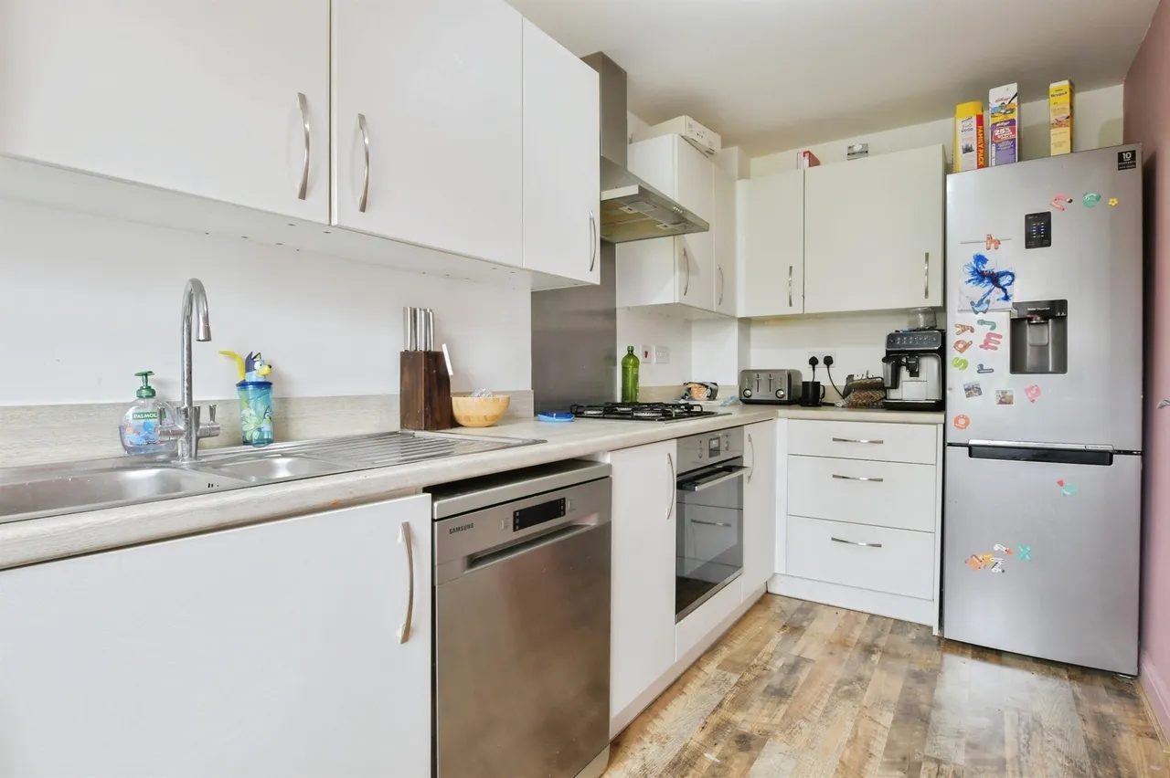 Isabella Street, Bearwood, BH11, photo 2