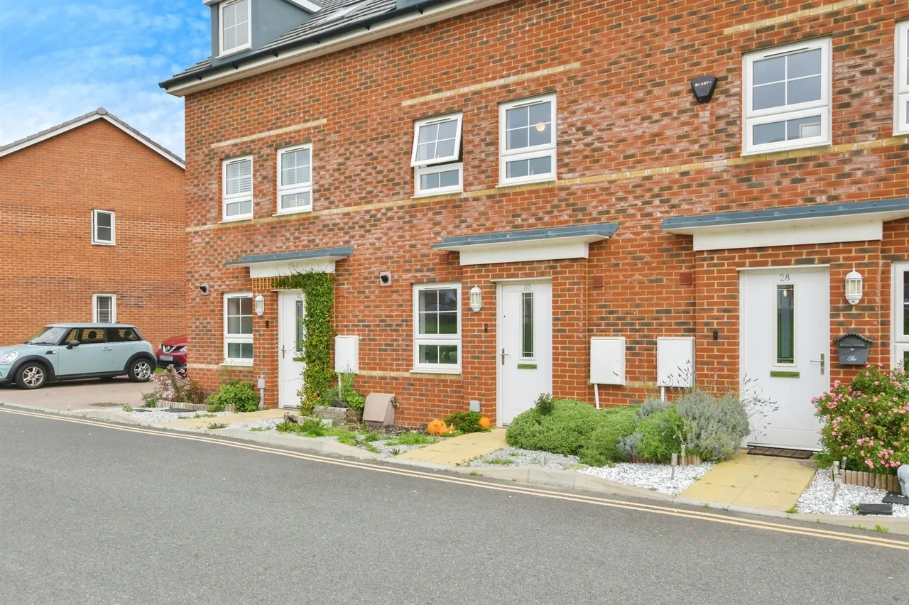 Isabella Street, Bearwood, BH11, photo 17