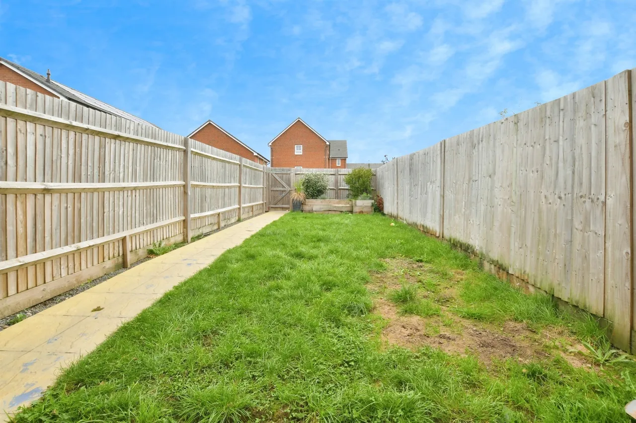 Isabella Street, Bearwood, BH11, photo 12
