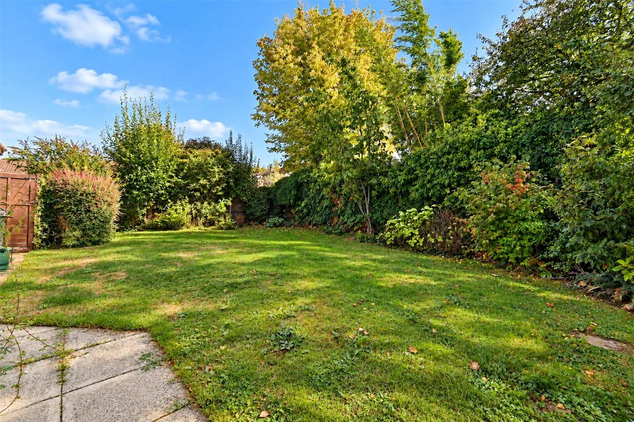 Pelham Close, Old Basing, RG24, photo 9