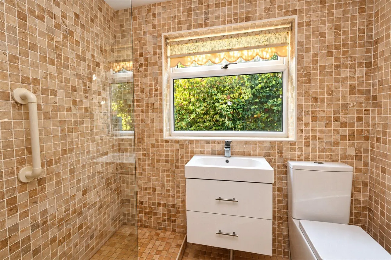 Pelham Close, Old Basing, RG24, photo 7