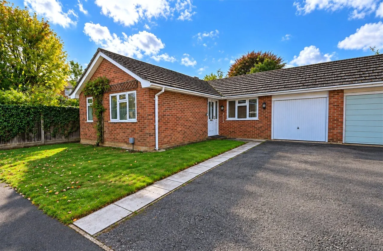 2 bed house for sale, Pelham Close, Old Basing, RG24