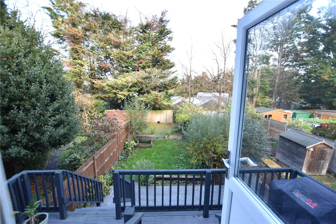 Ringwood Road, Farnborough, Hampshire, GU14 8BG, photo 7