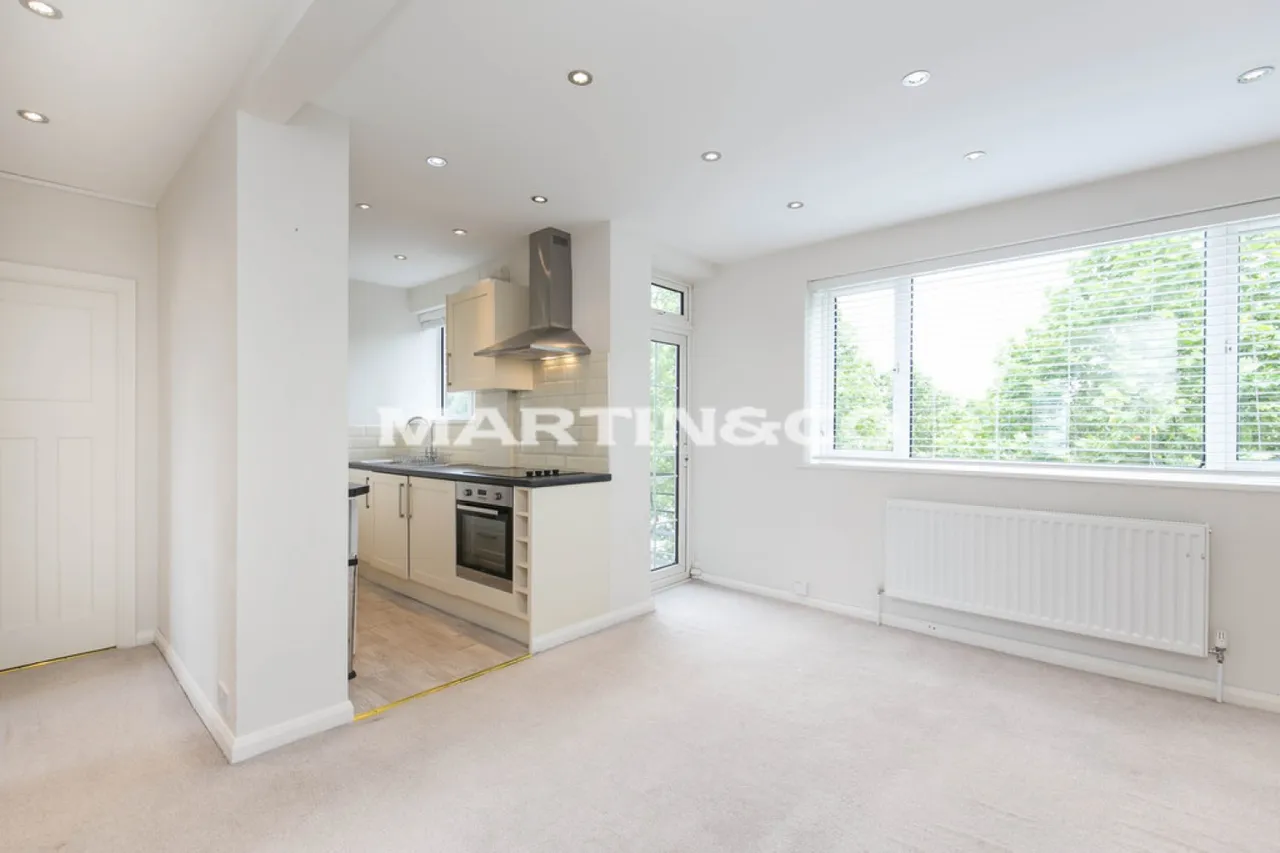 Nightingale Lane, Wanstead, E11, photo 5