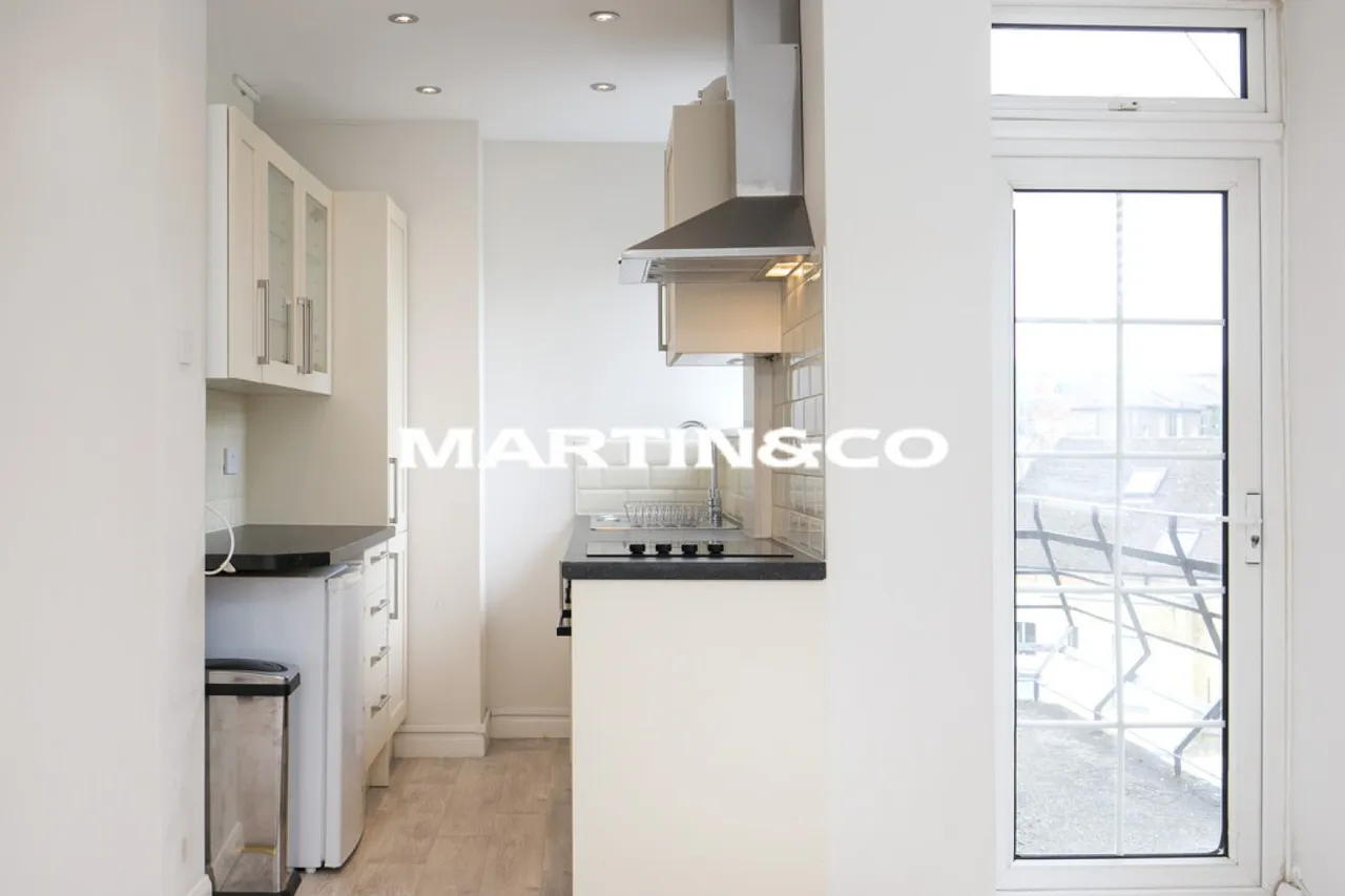 Nightingale Lane, Wanstead, E11, photo 4