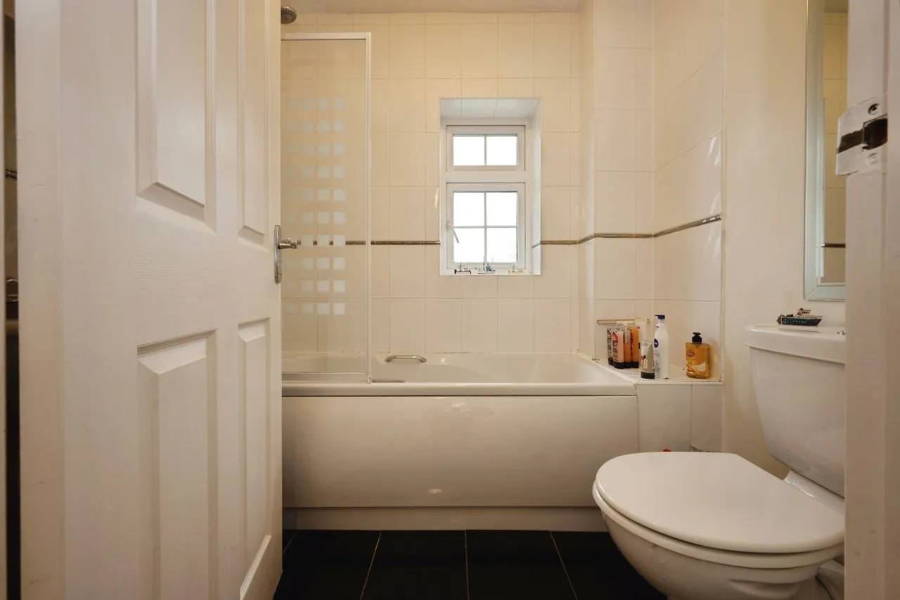 Fyne Drive, Linslade, LU7, photo 10