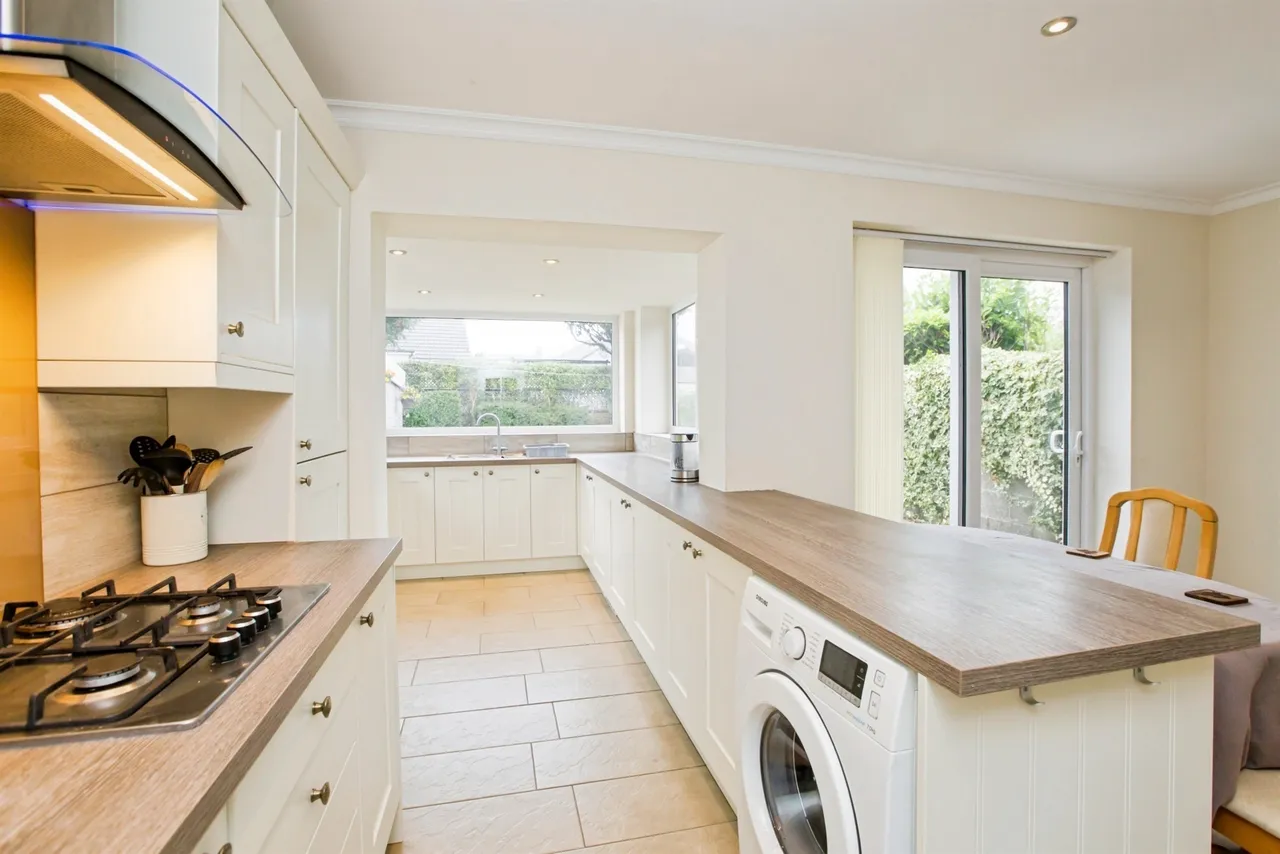 Broadley Avenue, Halifax, photo 8