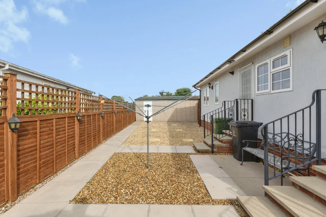 Appletree Close, Attleborough, NR17, photo 14