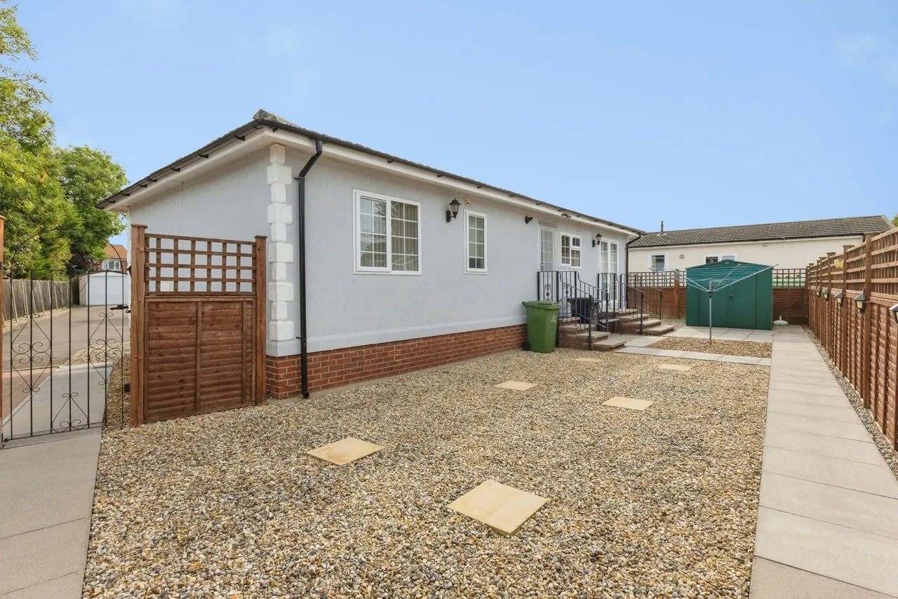 Appletree Close, Attleborough, NR17, photo 16