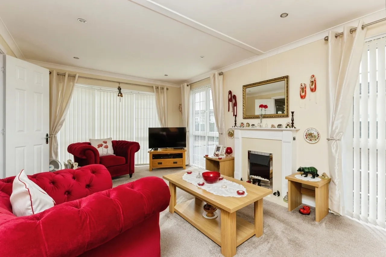 Appletree Close, Attleborough, NR17, photo 5