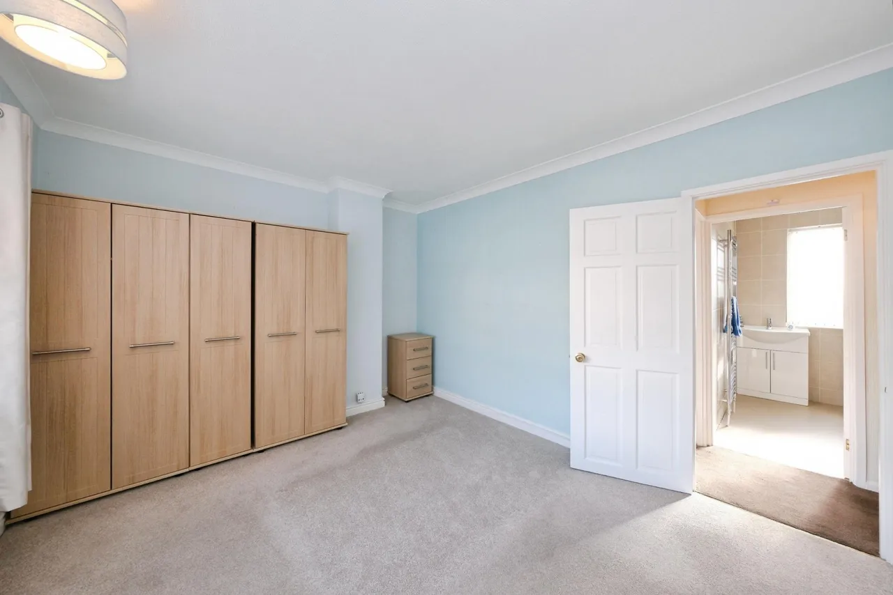 Beauvale Crescent, Nottingham, NG15, photo 16