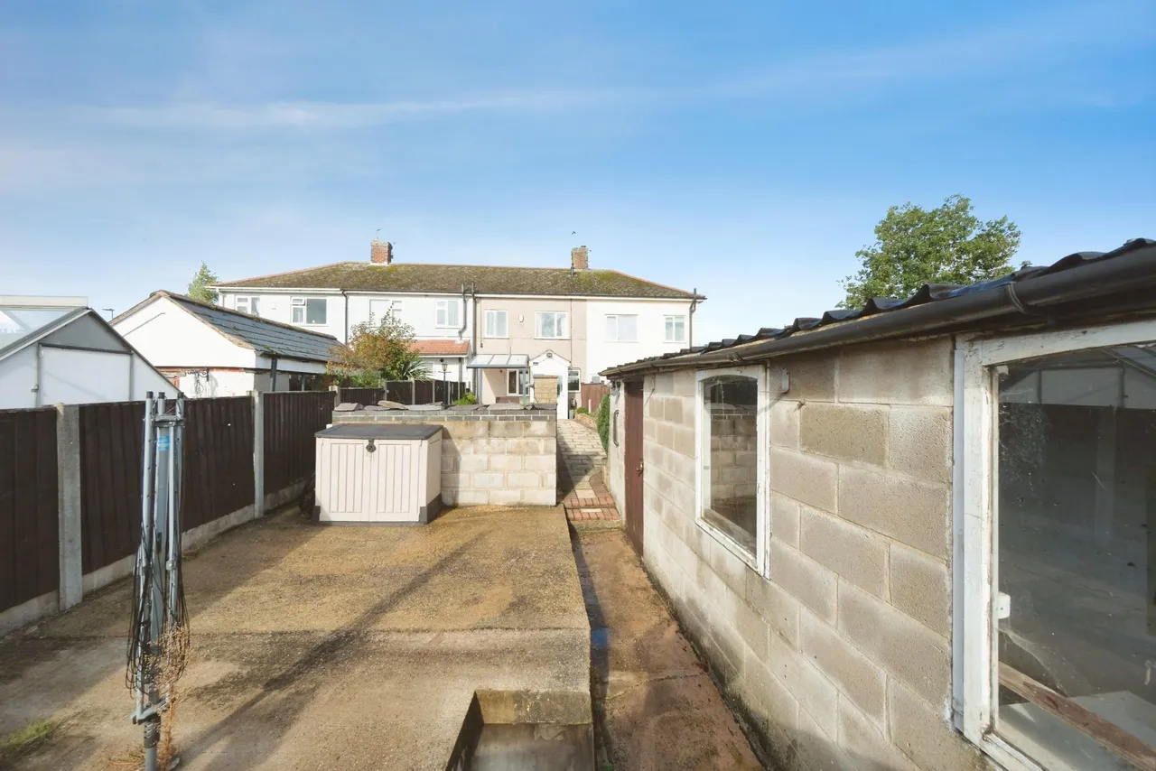 Beauvale Crescent, Nottingham, NG15, photo 26