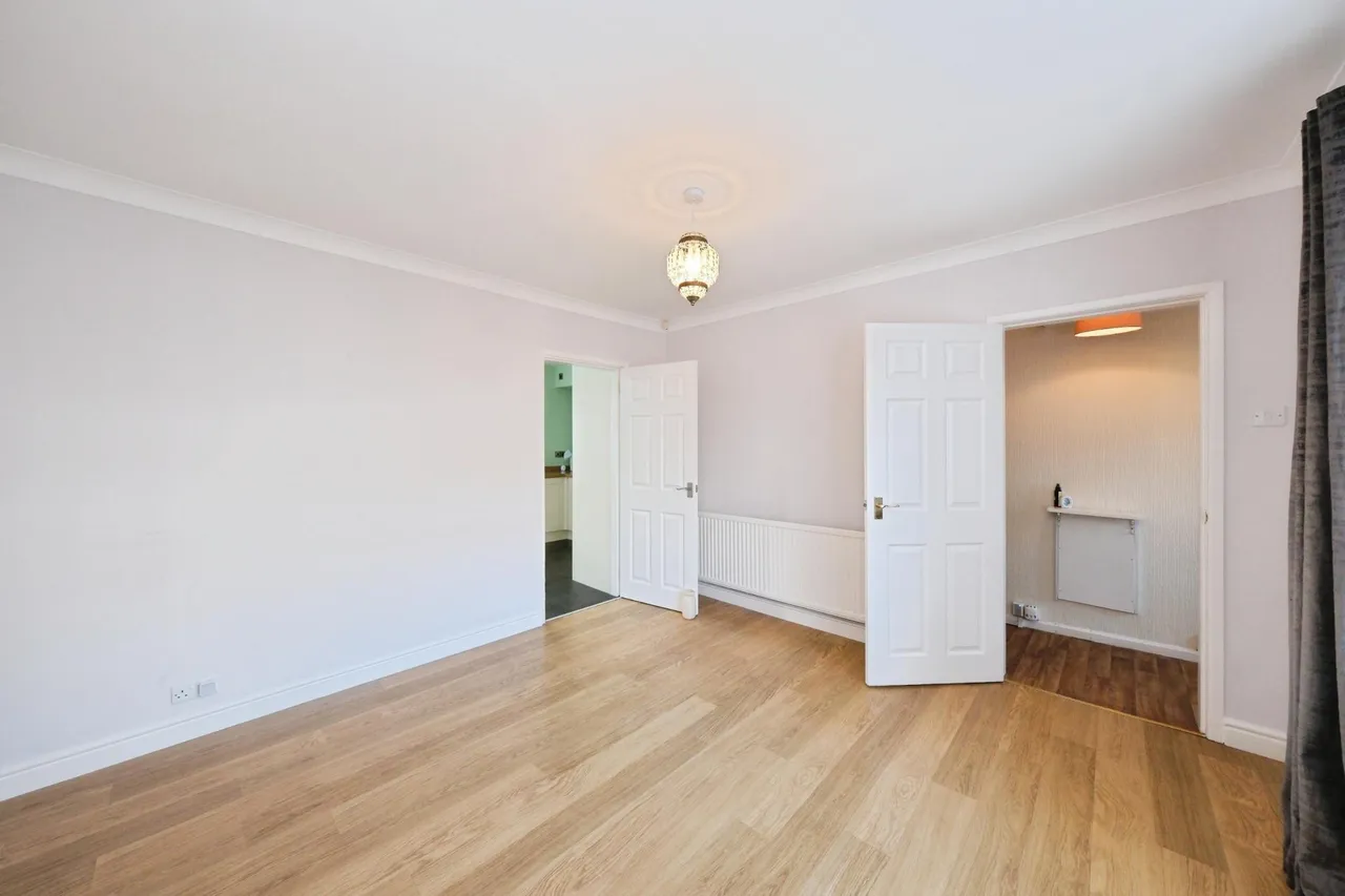 Beauvale Crescent, Nottingham, NG15, photo 9