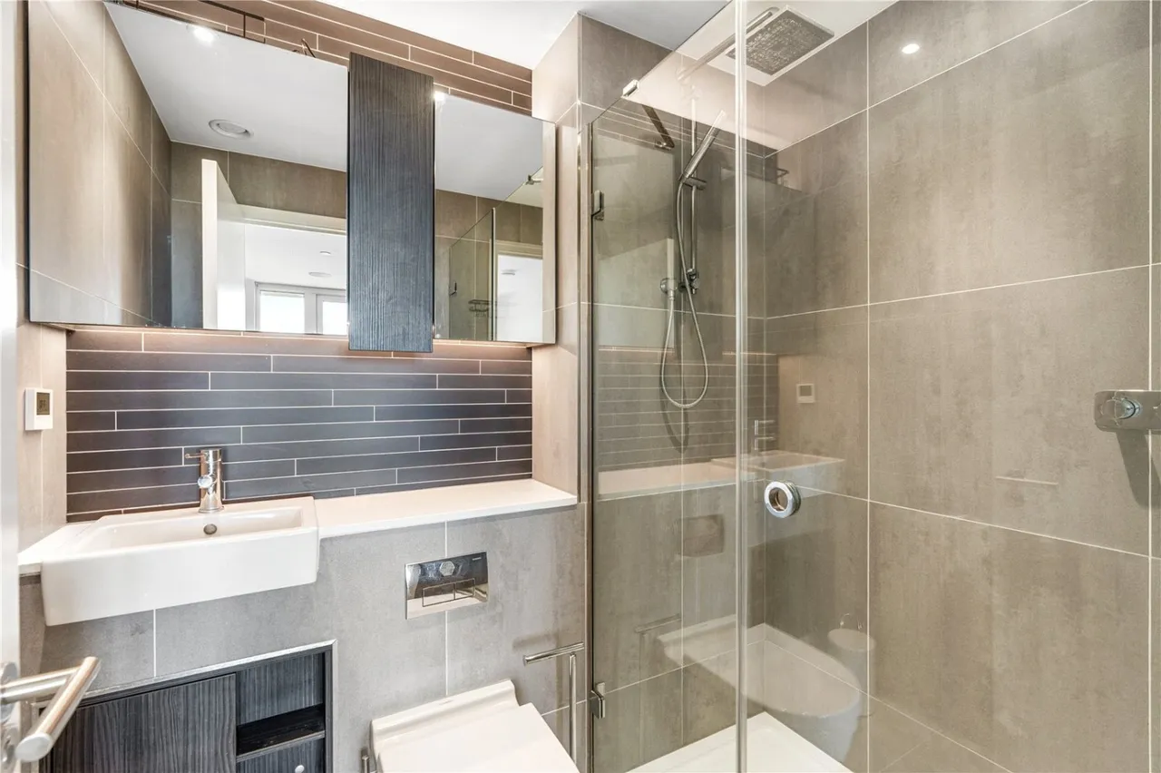 Newnton Close, Woodberry Down, N4, photo 12
