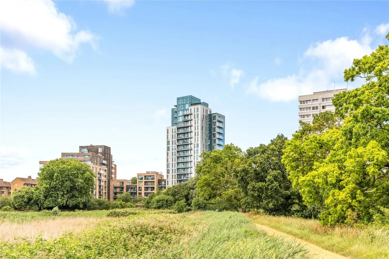 Newnton Close, Woodberry Down, N4, photo 18