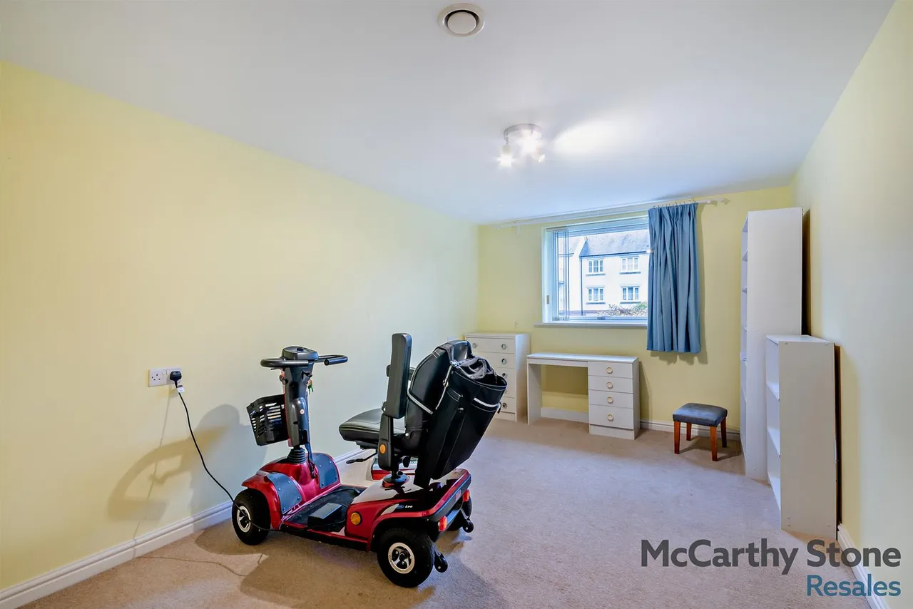 New Road, Basingstoke, RG21, photo 8