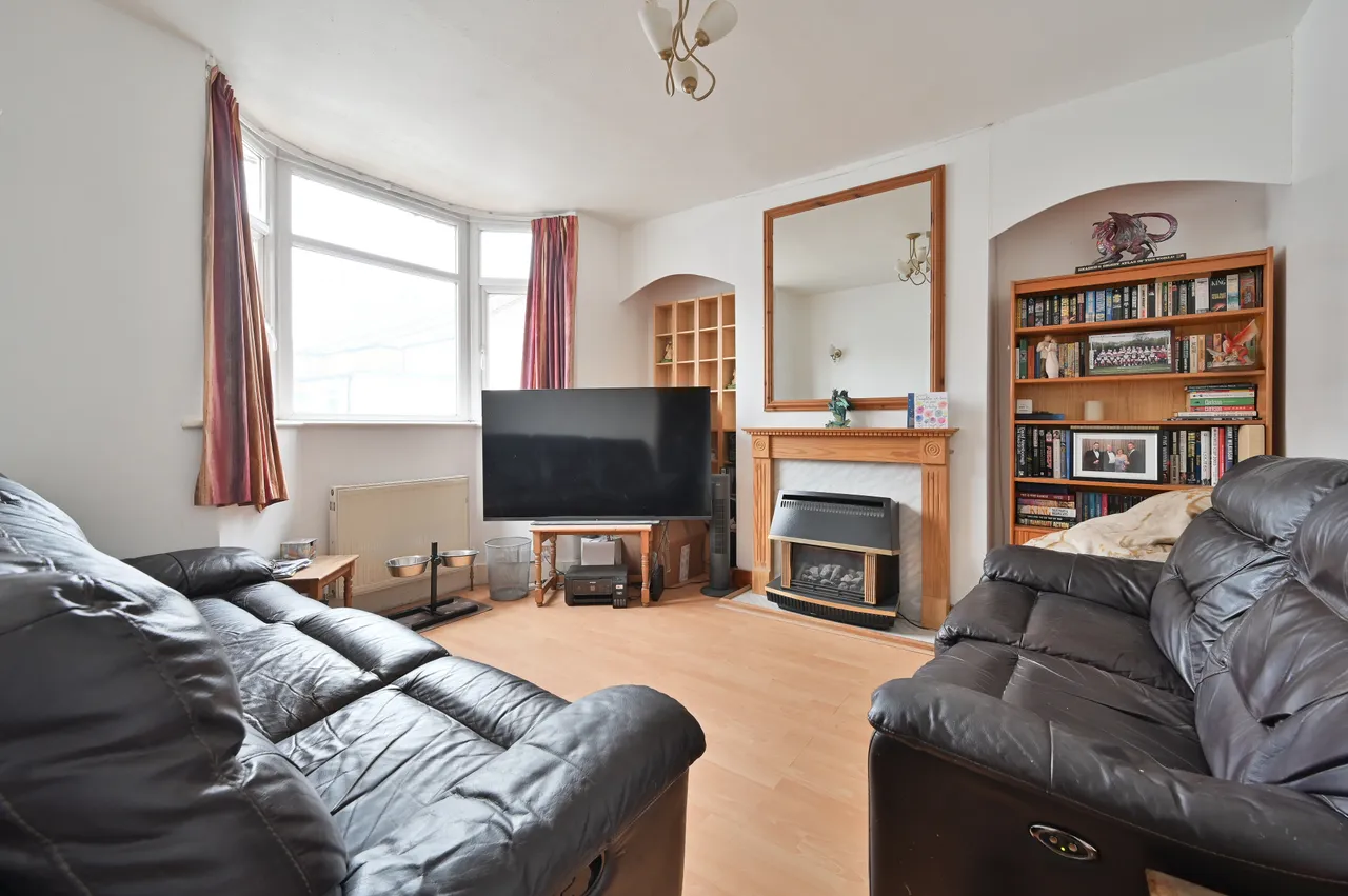 Watford, WD24, photo 4