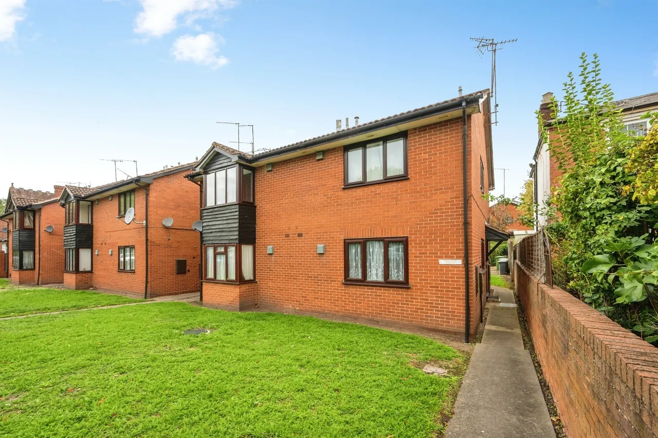 Blakebrook Gardens, Kidderminster, DY11, photo 16
