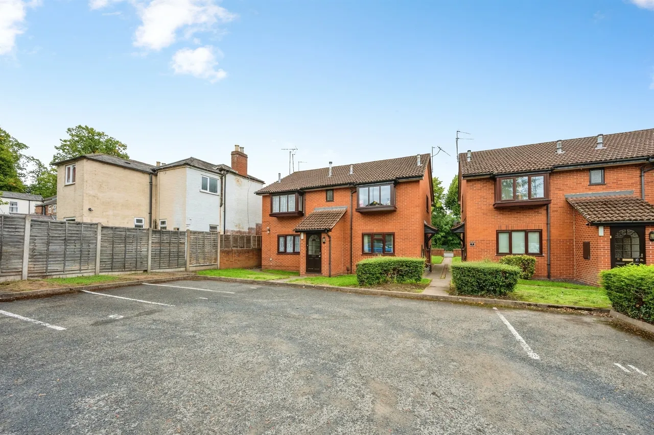Blakebrook Gardens, Kidderminster, DY11, photo 4