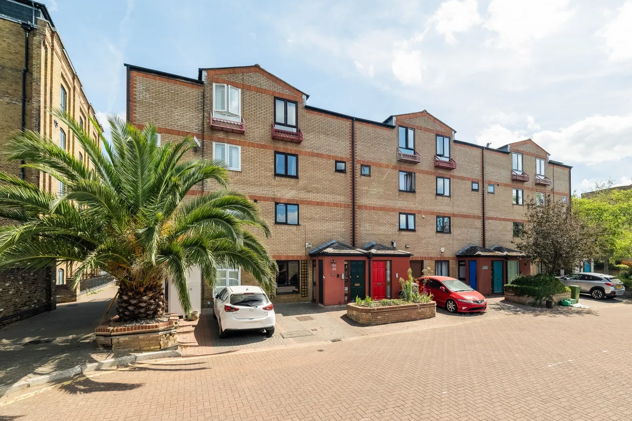 Storers Quay, London, E14, photo 2