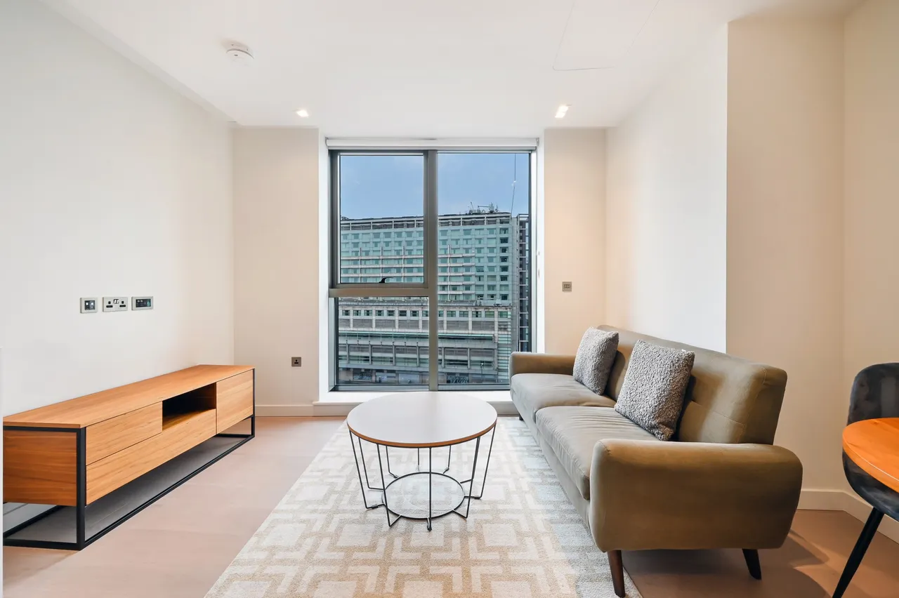 1 bed flat to rent, Westmark Tower, London, W2