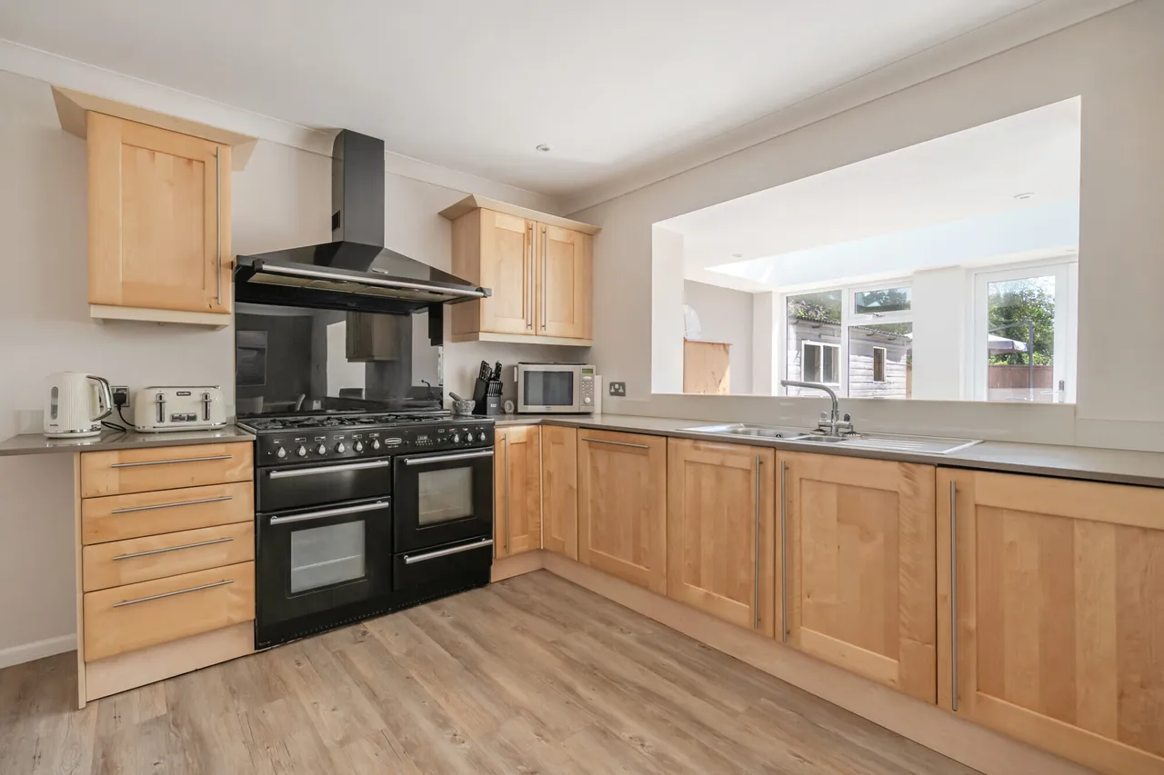 Downs Close, Eastbury, RG17, photo 6