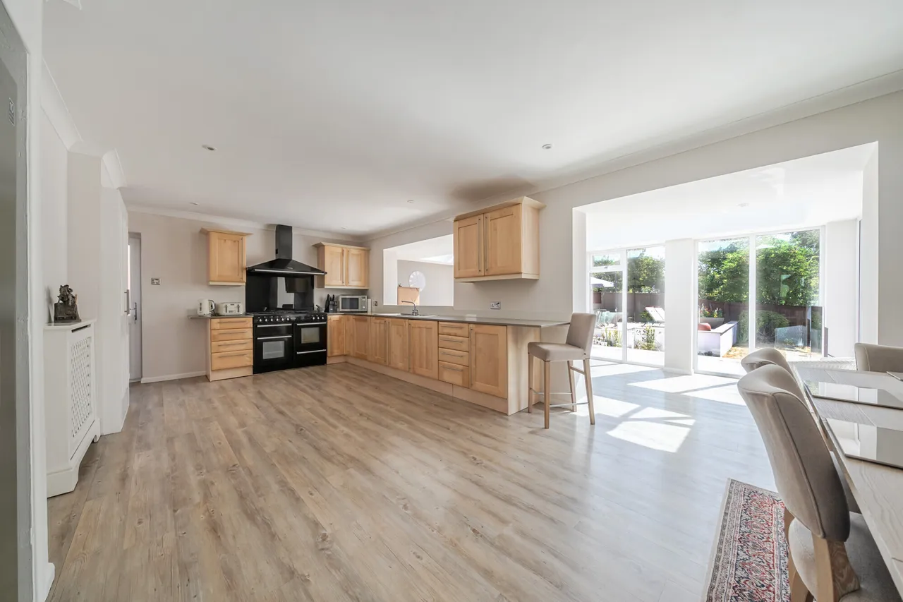 Downs Close, Eastbury, RG17, photo 2