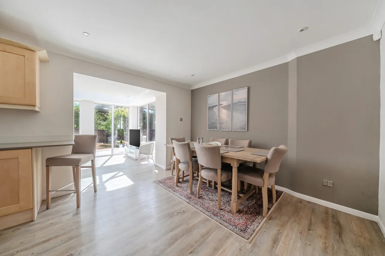 Downs Close, Eastbury, RG17, photo 8