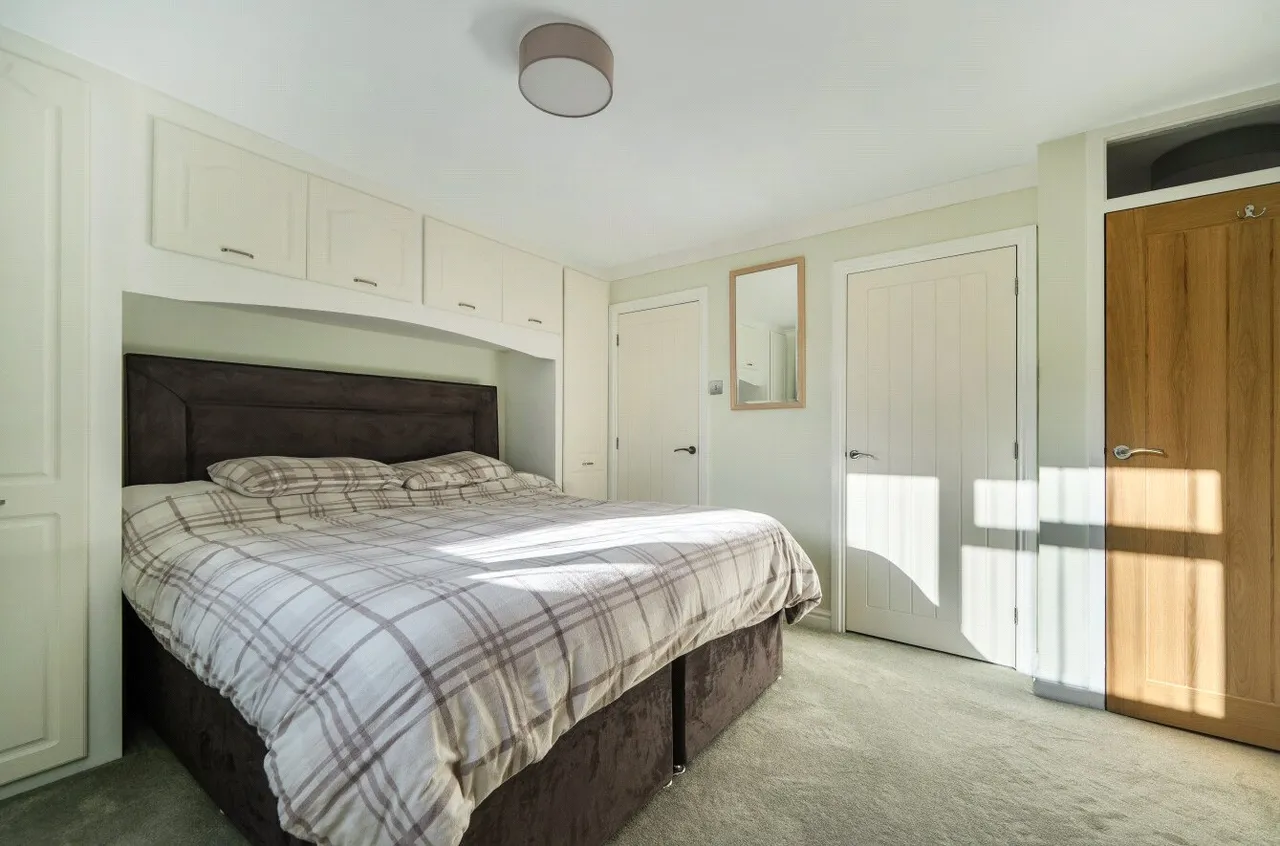 Waggoners Way, Grayshott, GU26, photo 11
