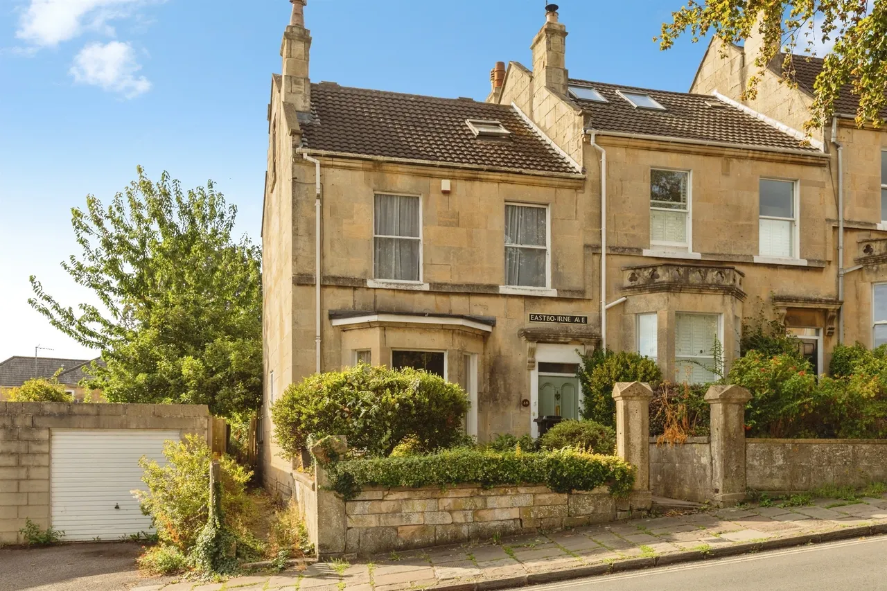 4 bed house for sale — Eastbourne Avenue, Bath