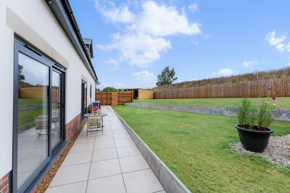 Higher Lane, Dalton, WN8, photo 55