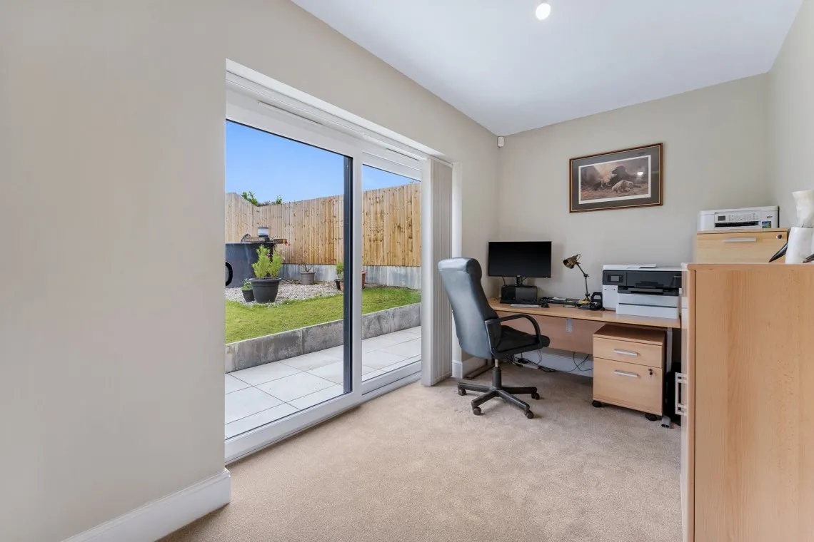 Higher Lane, Dalton, WN8, photo 27