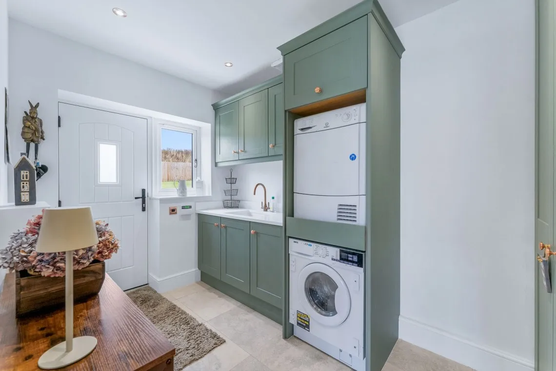 Higher Lane, Dalton, WN8, photo 21
