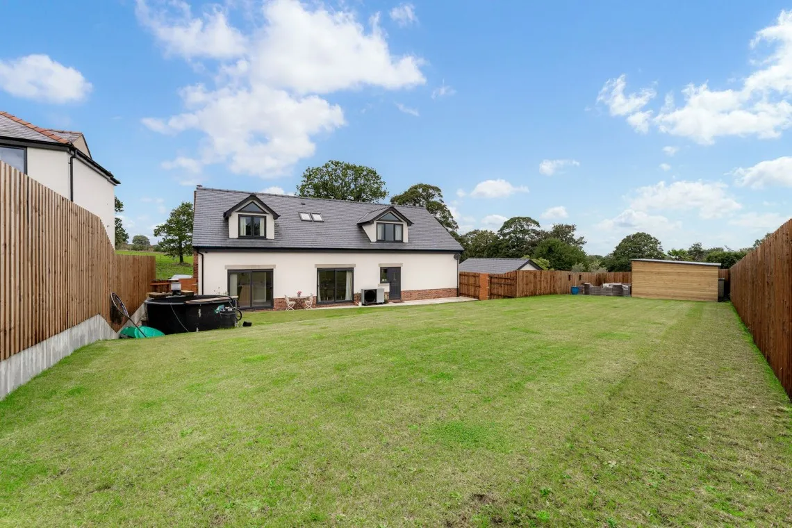 Higher Lane, Dalton, WN8, photo 50