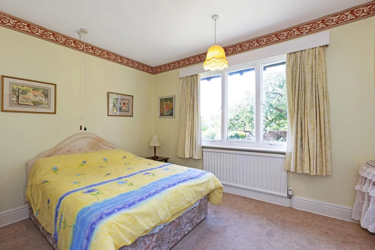 High Street, Whitwell, S80, photo 22