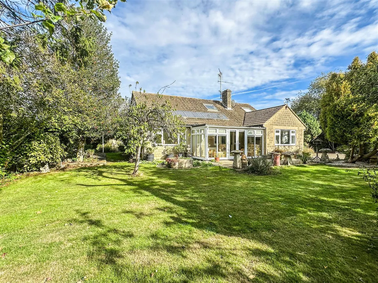 4 bed house for sale, Tetbury Lane, Crudwell, SN16