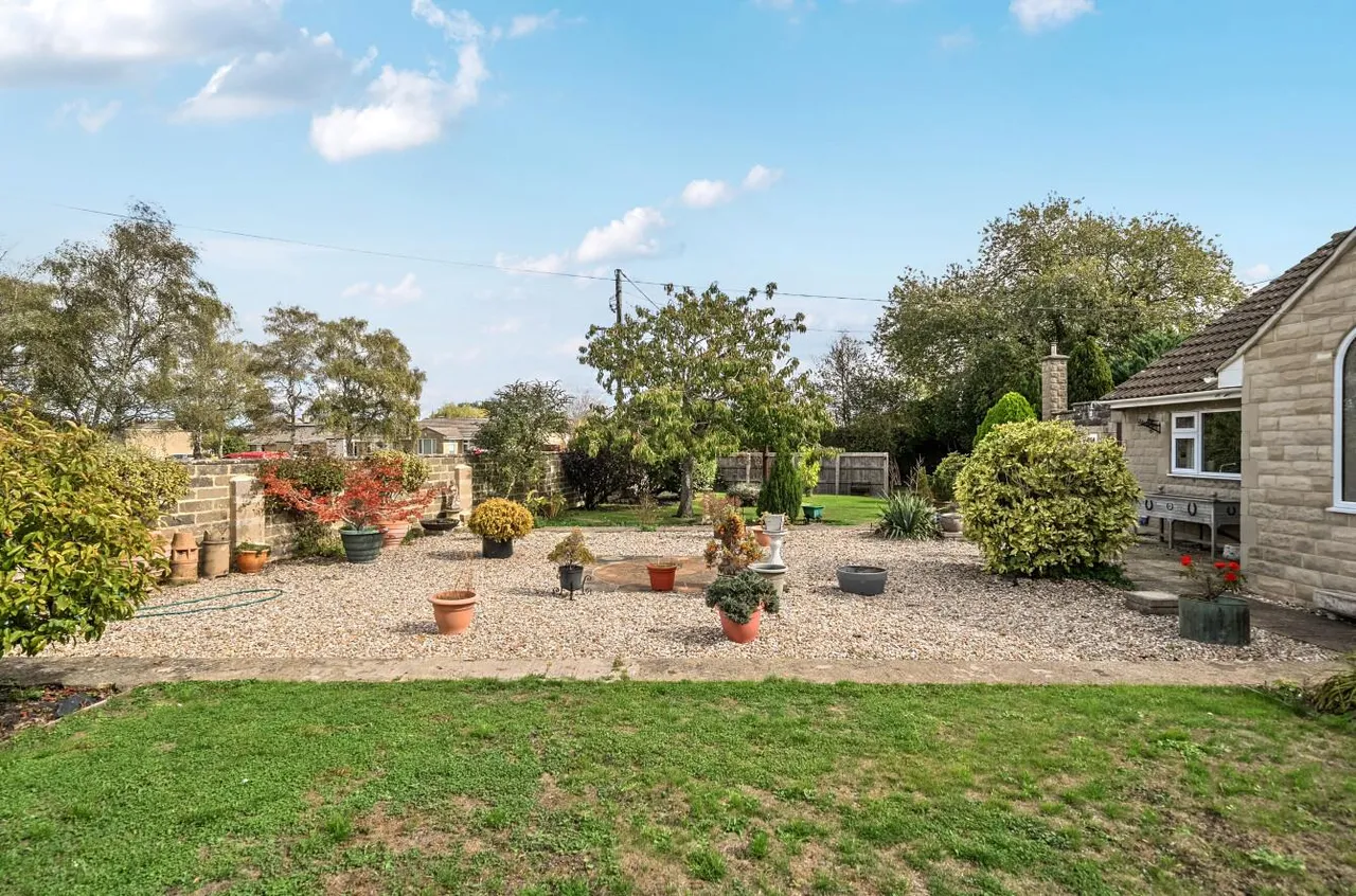 Tetbury Lane, Crudwell, SN16, photo 17