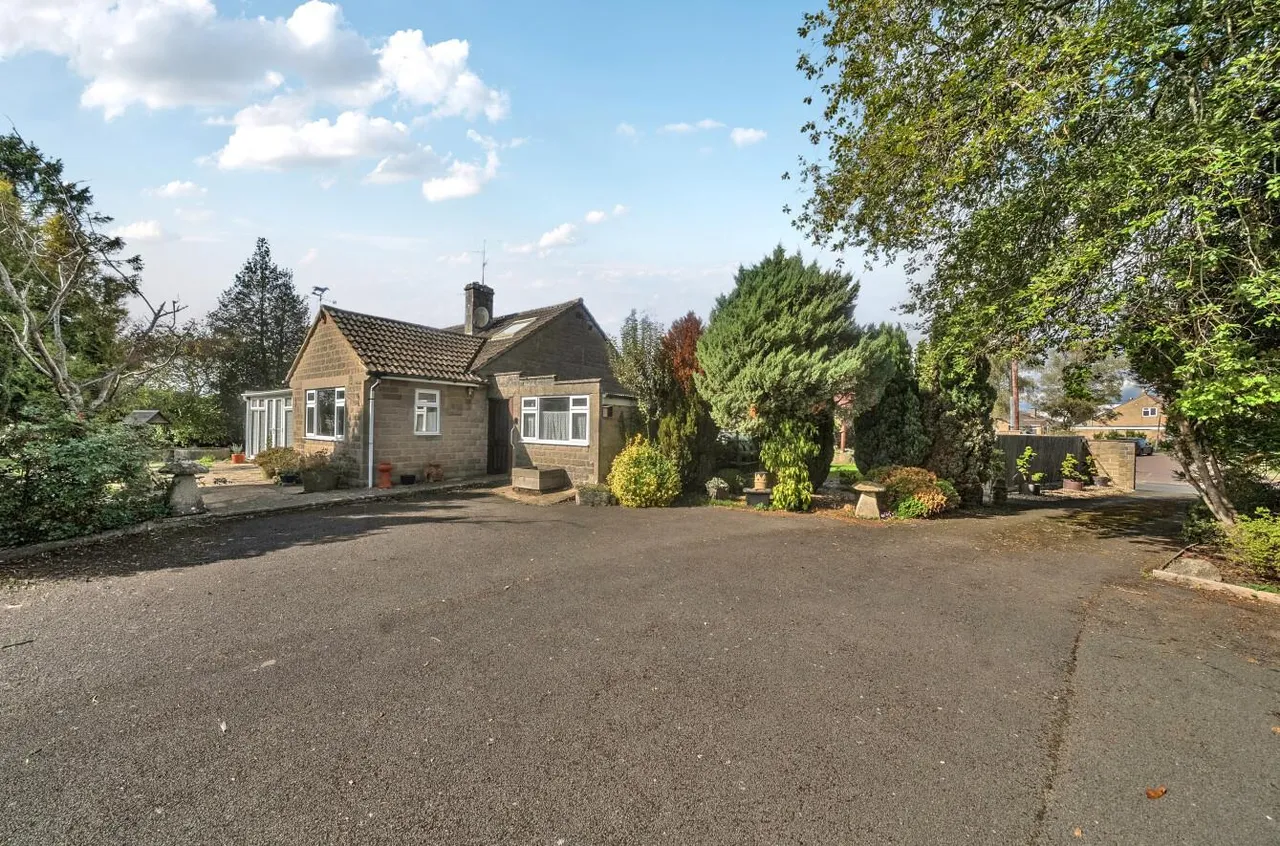 Tetbury Lane, Crudwell, SN16, photo 20