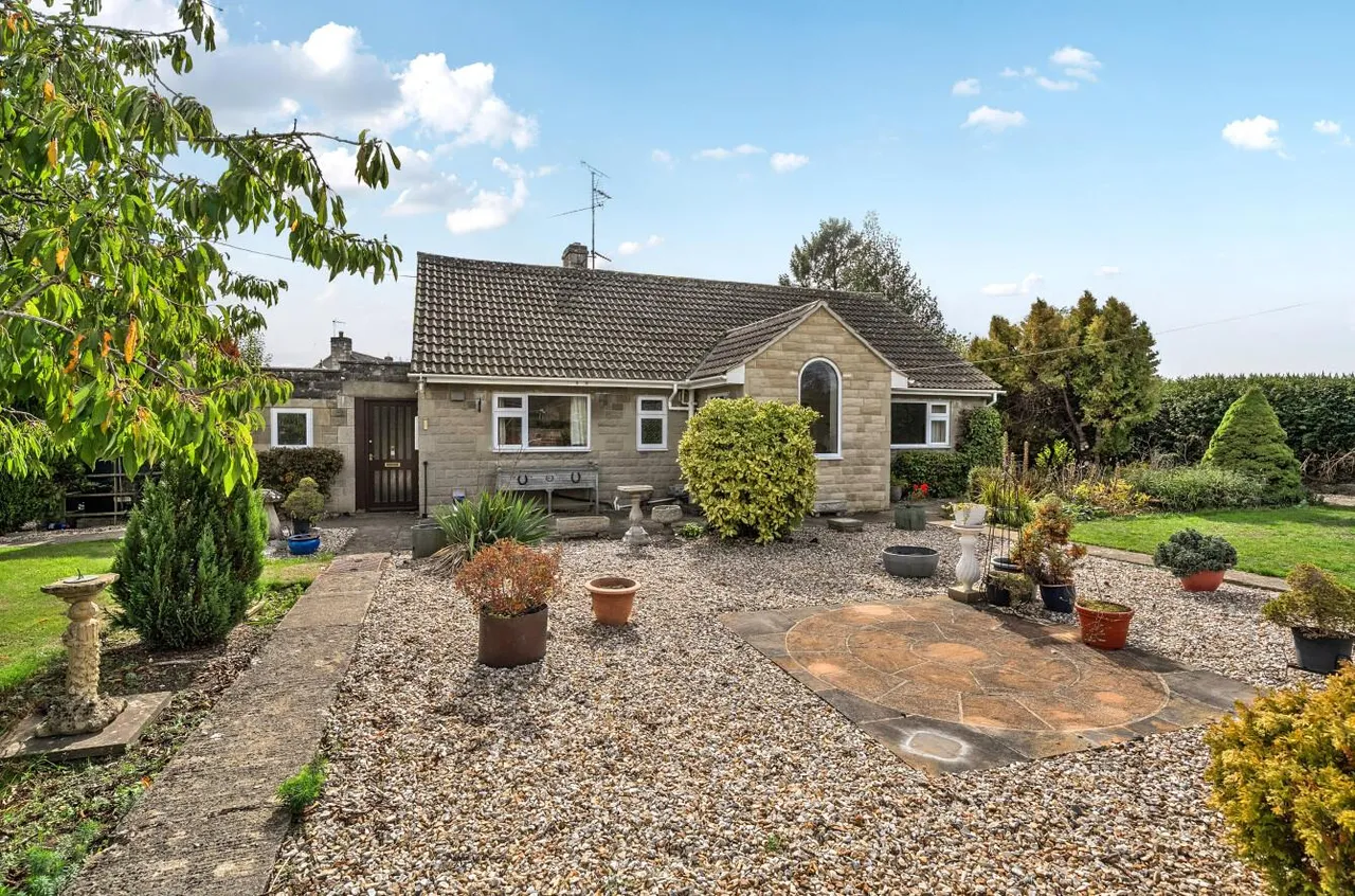 Tetbury Lane, Crudwell, SN16, photo 16