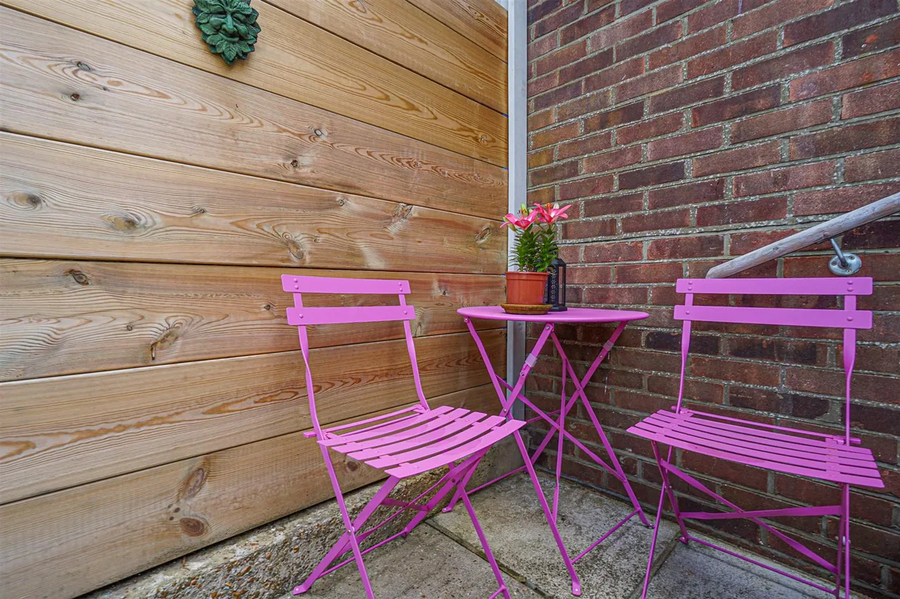 Park Avenue, Hastings, photo 15