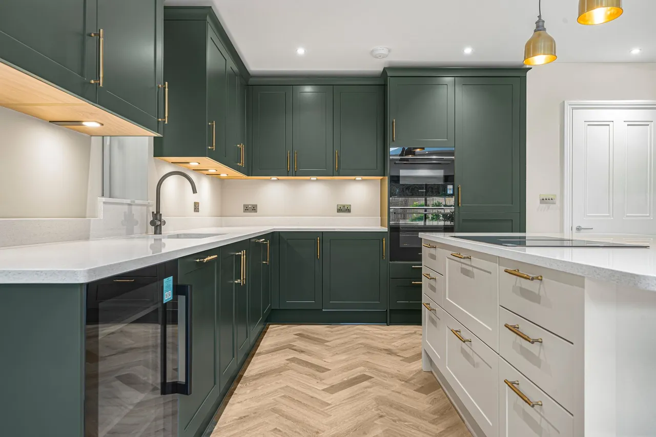 Hersham Road, Walton-On-Thames, KT12, photo 5