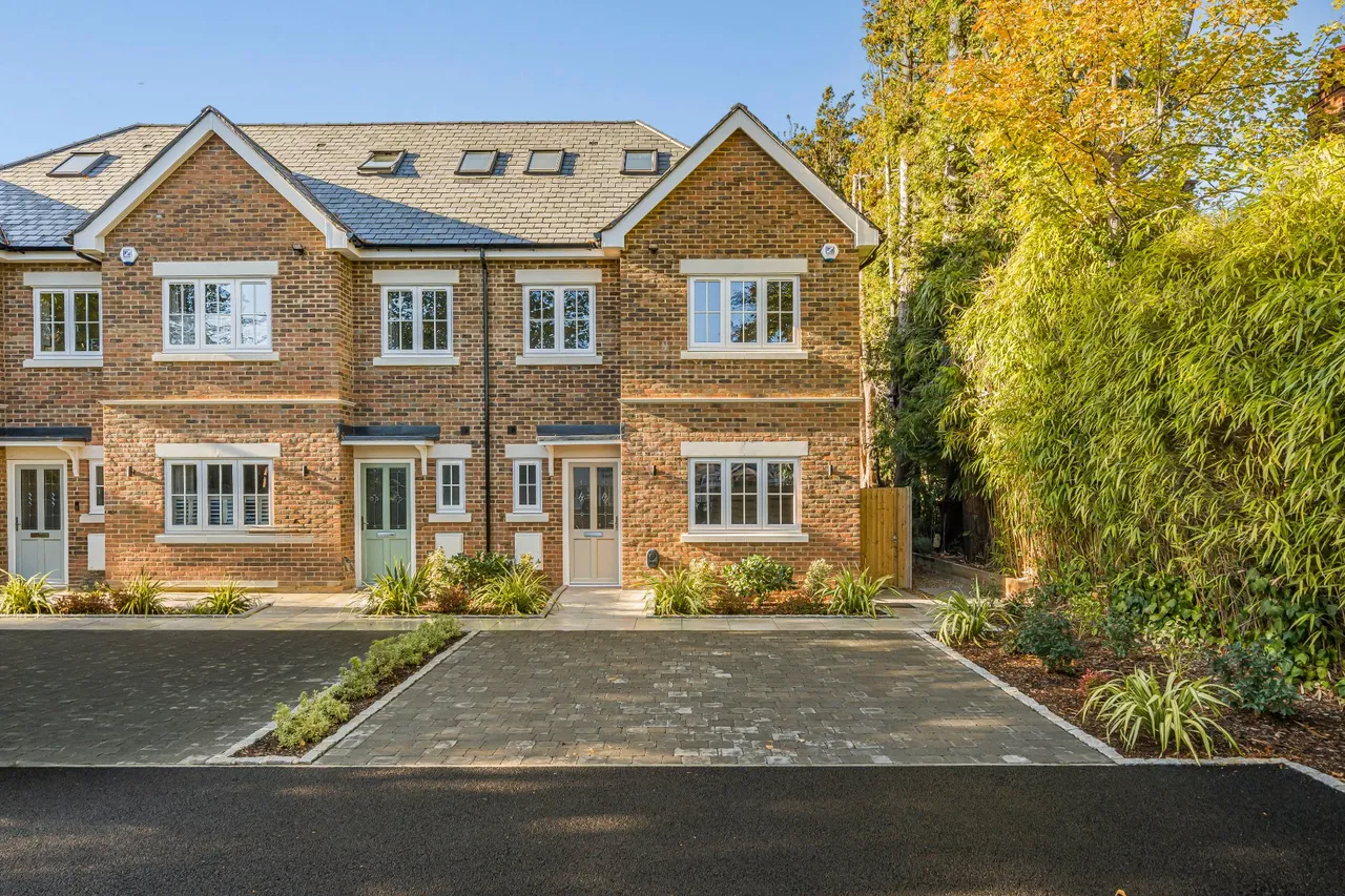 Hersham Road, Walton-On-Thames, KT12, photo 26
