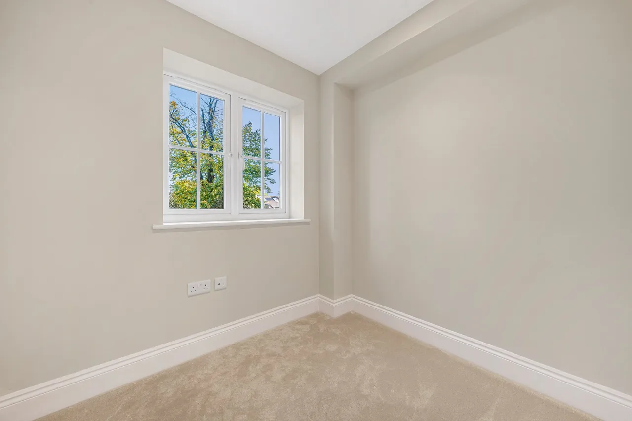 Hersham Road, Walton-On-Thames, KT12, photo 15