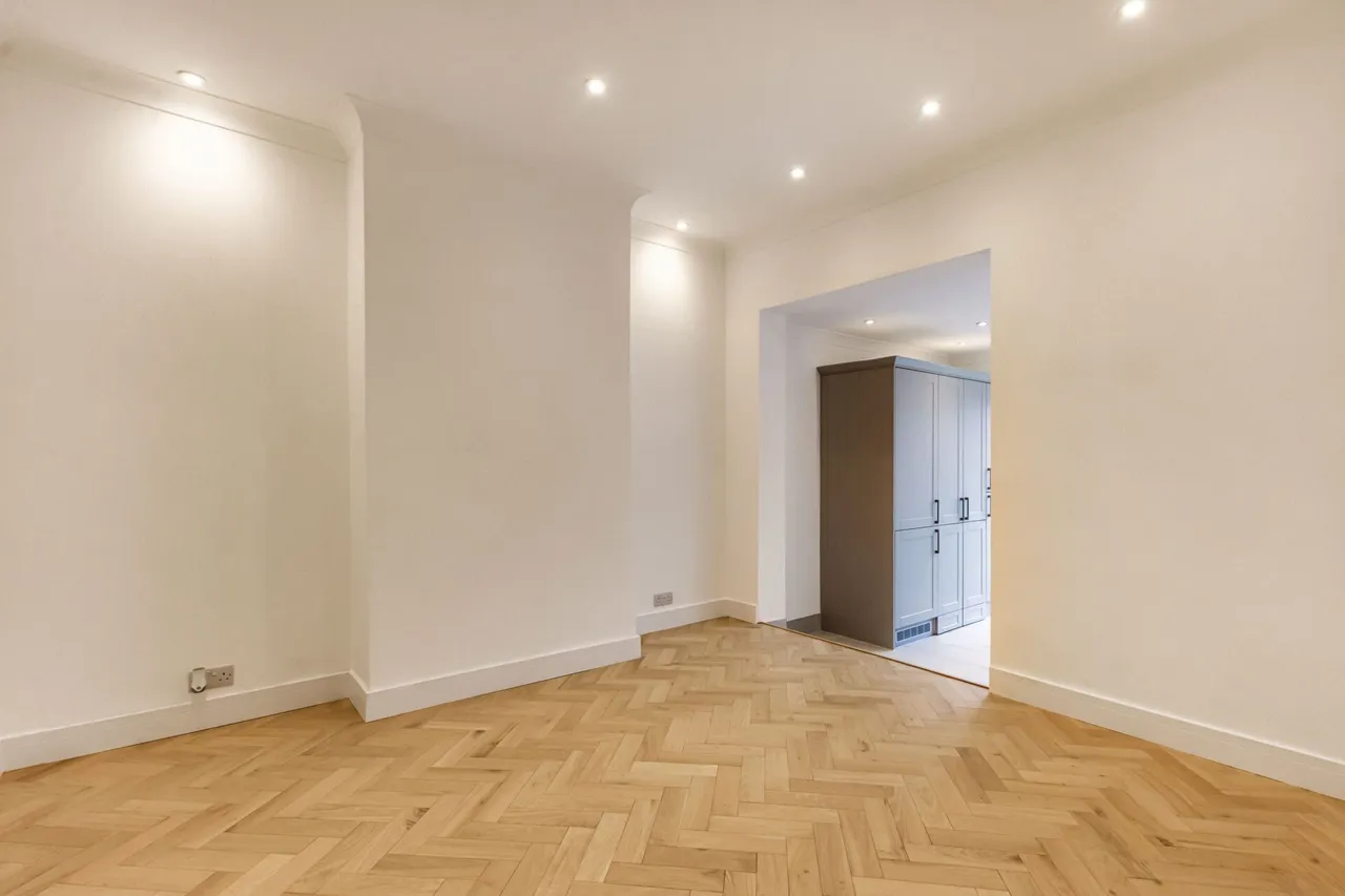 Warwick Road, Welling, photo 5