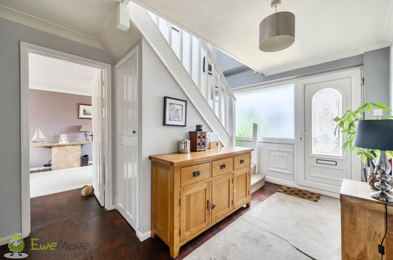 Springfield Road, Pamber Heath, RG26, photo 8