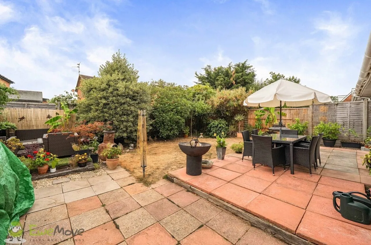 Springfield Road, Pamber Heath, RG26, photo 14
