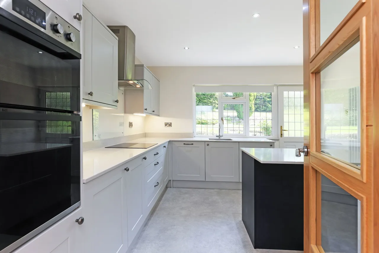 Lightridge Close, Huddersfield, HD2, photo 7
