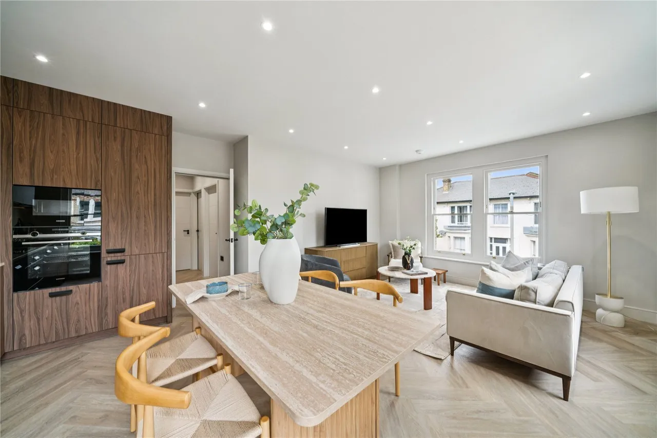 Ramsden Road, London, SW12, photo 6