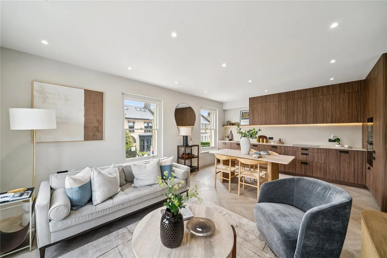 Ramsden Road, London, SW12, photo 3