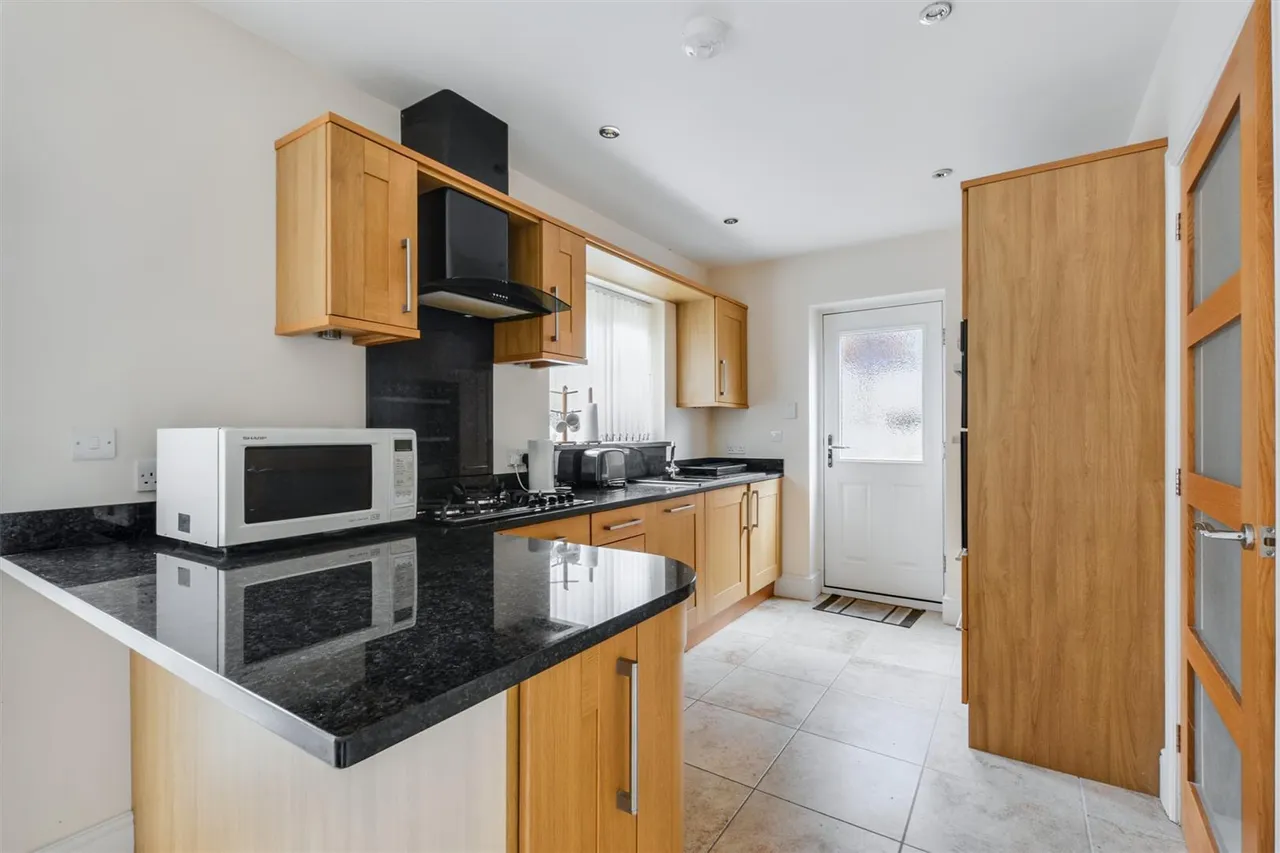 The Close, Chilwell, NG9, photo 8
